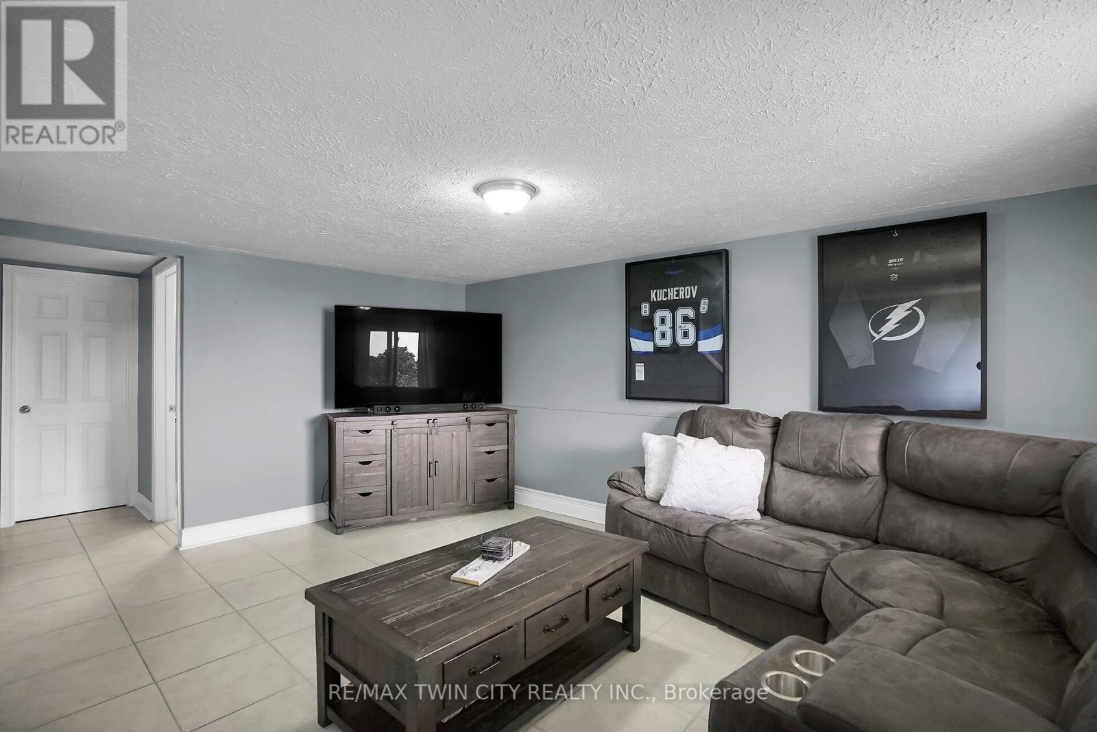 1 - 47 Blandford Street, Woodstock, Ontario  N4S 7H7 - Photo 21 - X12186763