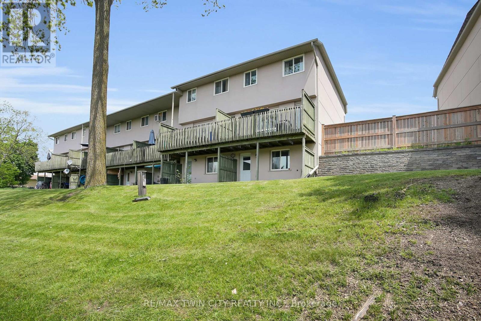 1 - 47 Blandford Street, Woodstock, Ontario  N4S 7H7 - Photo 26 - X12186763