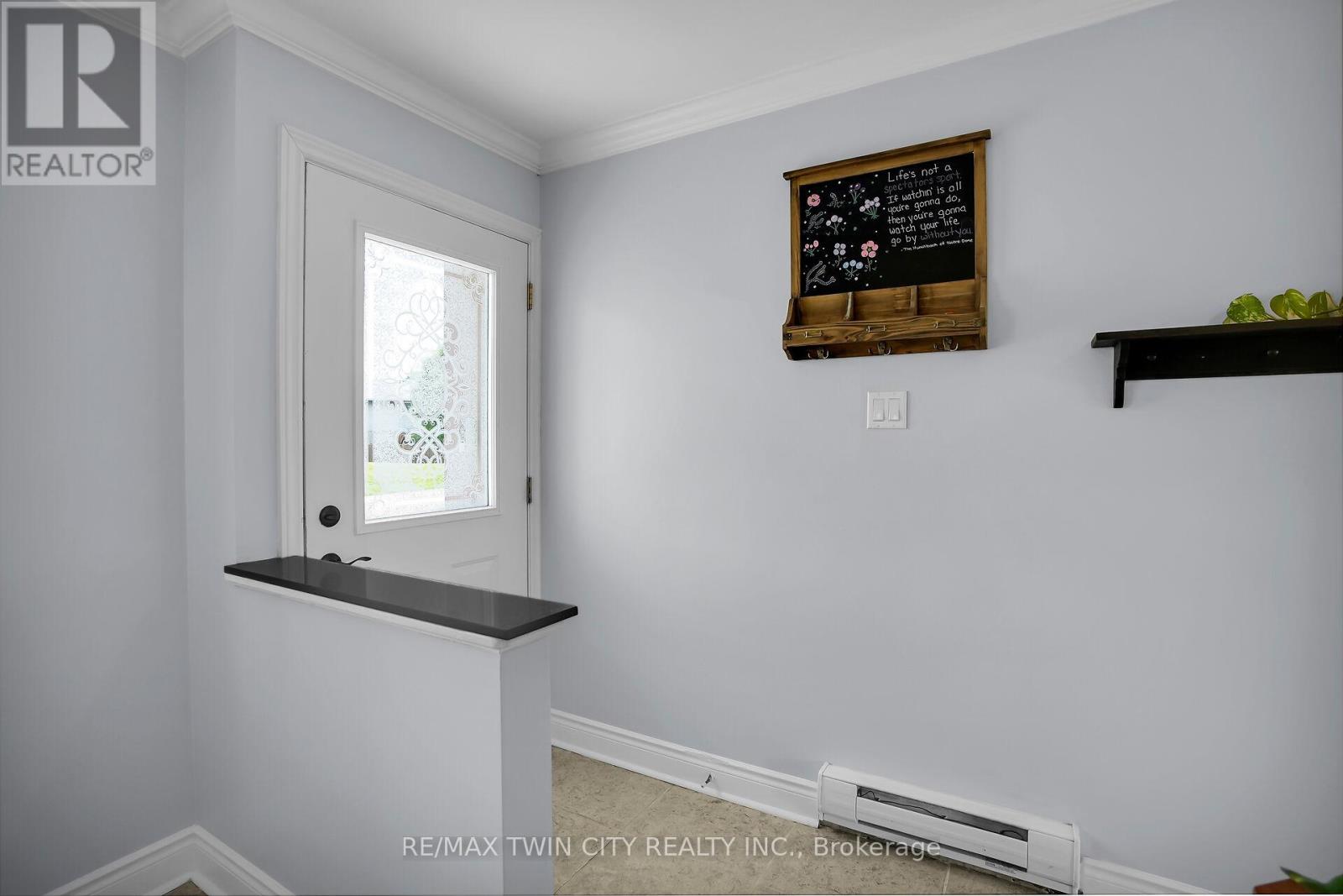 1 - 47 Blandford Street, Woodstock, Ontario  N4S 7H7 - Photo 3 - X12186763