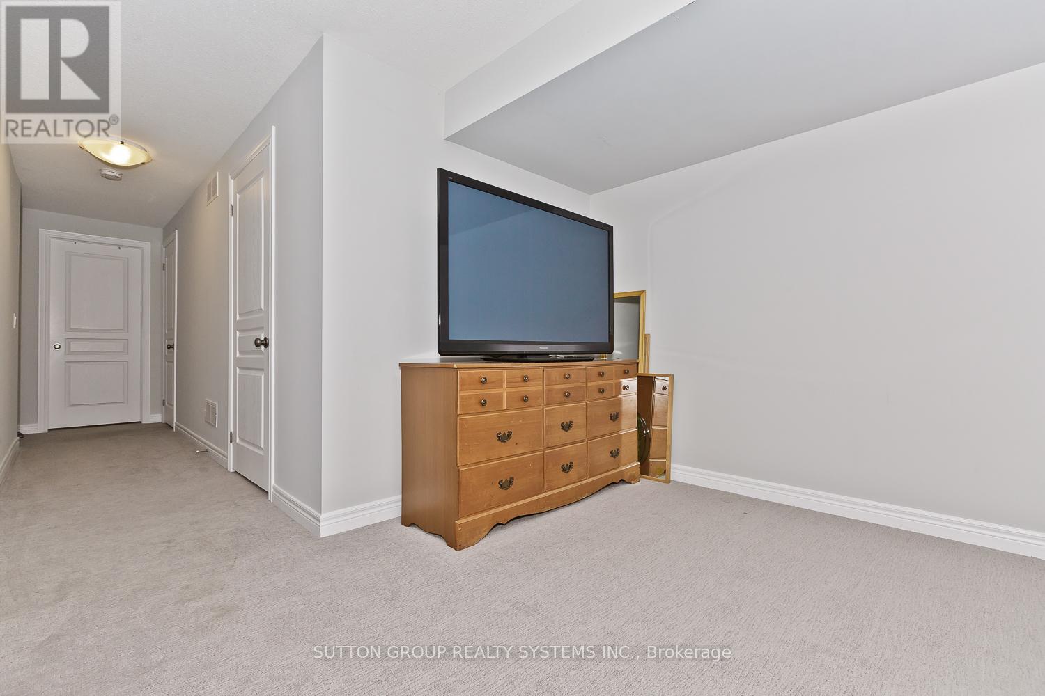 50 - 7768 Ascot Circle, Niagara Falls, Ontario  L2H 3P9 - Photo 29 - X12186770