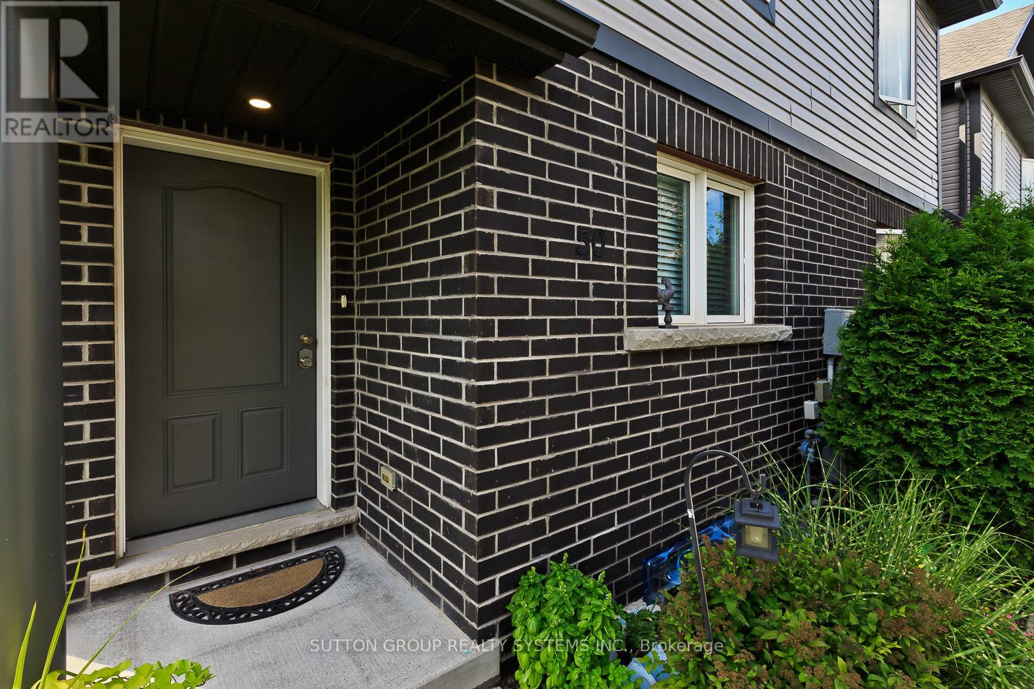 50 - 7768 Ascot Circle, Niagara Falls, Ontario  L2H 3P9 - Photo 3 - X12186770