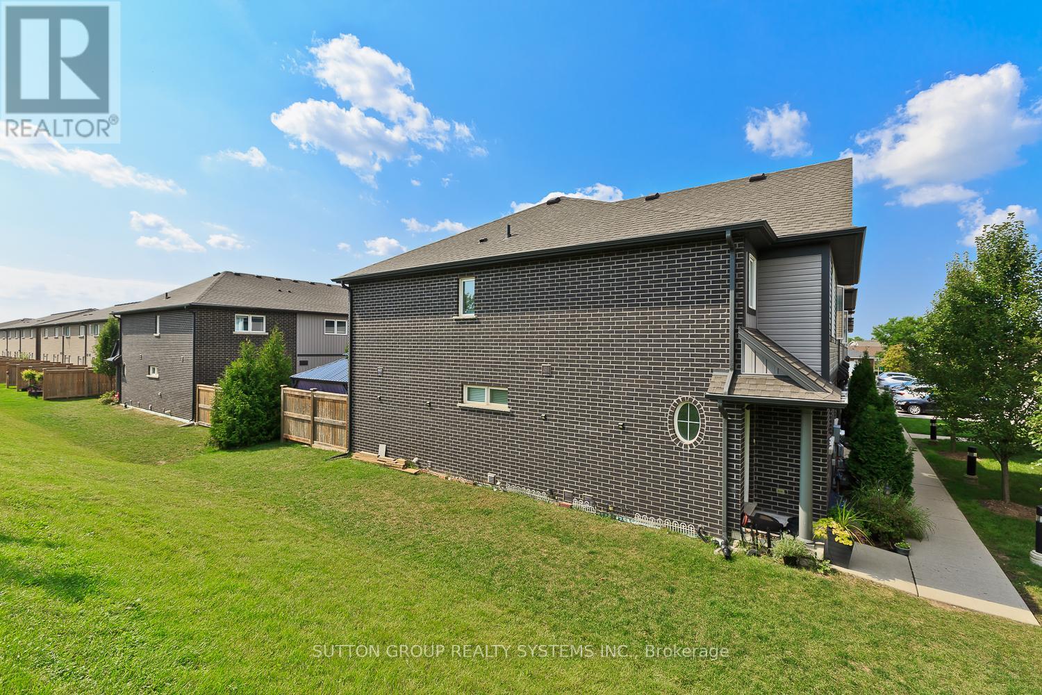 50 - 7768 Ascot Circle, Niagara Falls, Ontario  L2H 3P9 - Photo 40 - X12186770