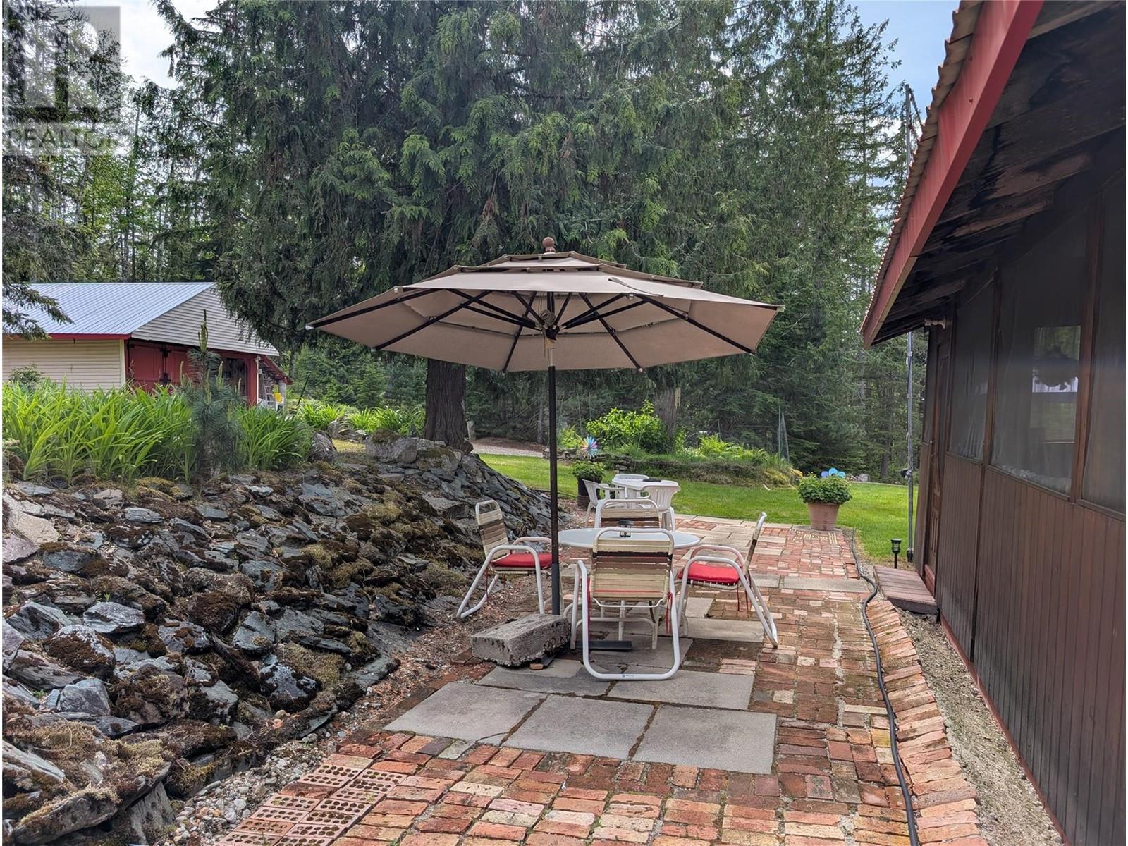 1363 Bourne Crescent, Seymour Arm, BC V0E2V2