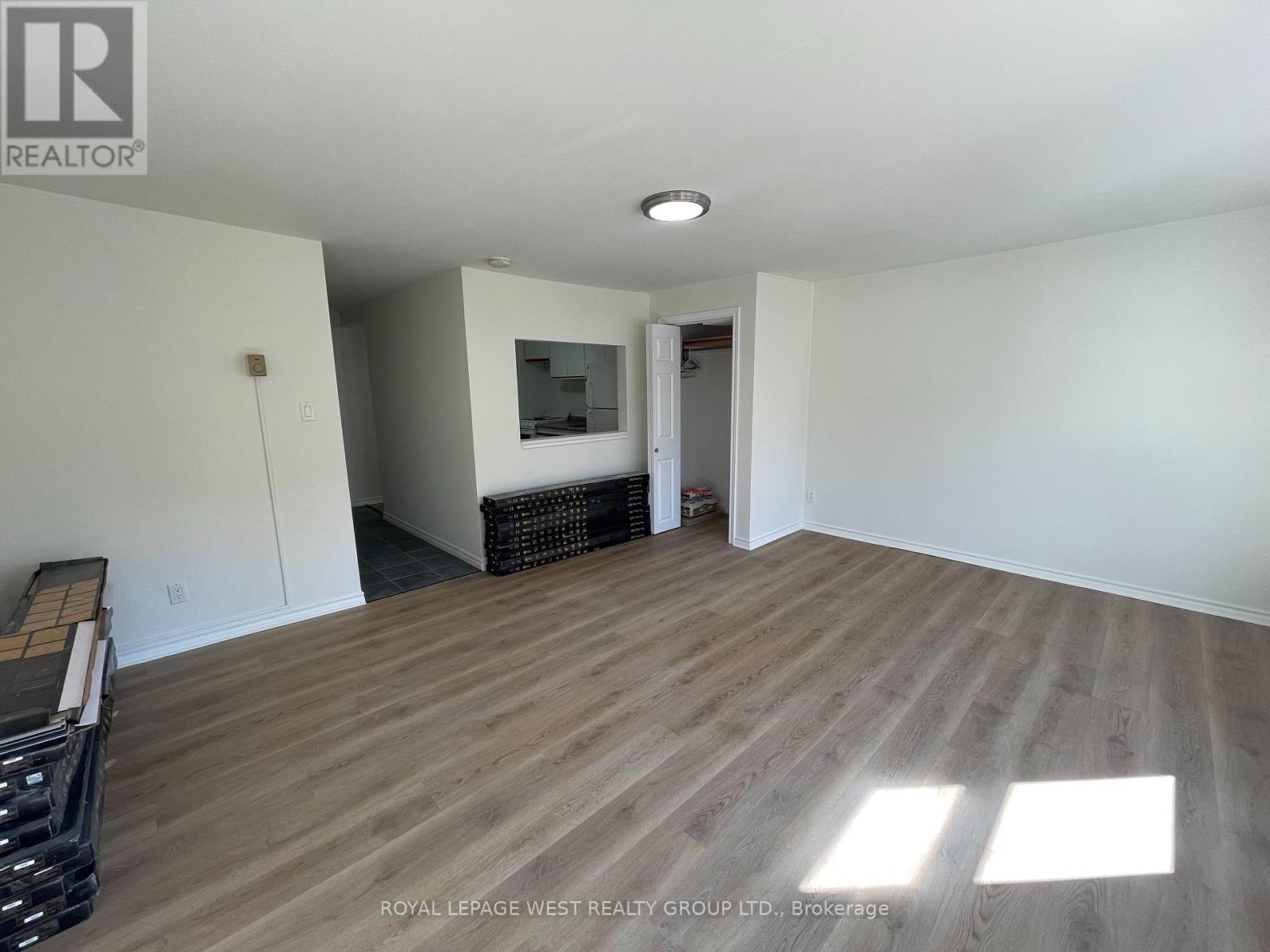 3 Brunel Road, Huntsville, Ontario  P1H 2C6 - Photo 8 - X12185104