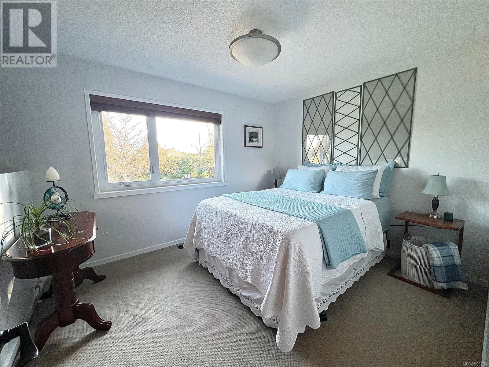 Property at 115 Engles Rd image 3