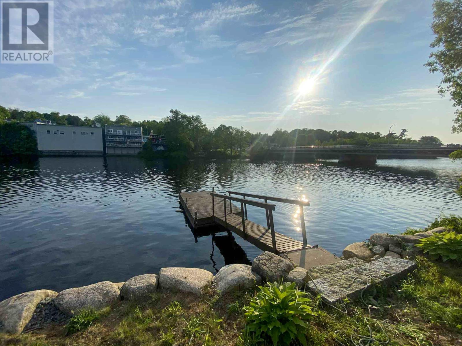 Property at 553 LAHAVE Street image 4