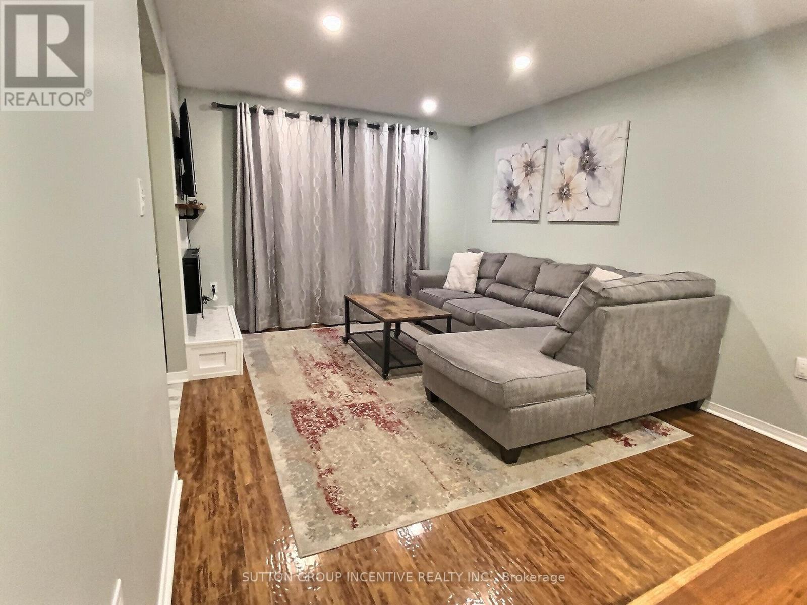 28 Courtney Crescent, Orillia, Ontario  L3V 7Y2 - Photo 6 - S12186800