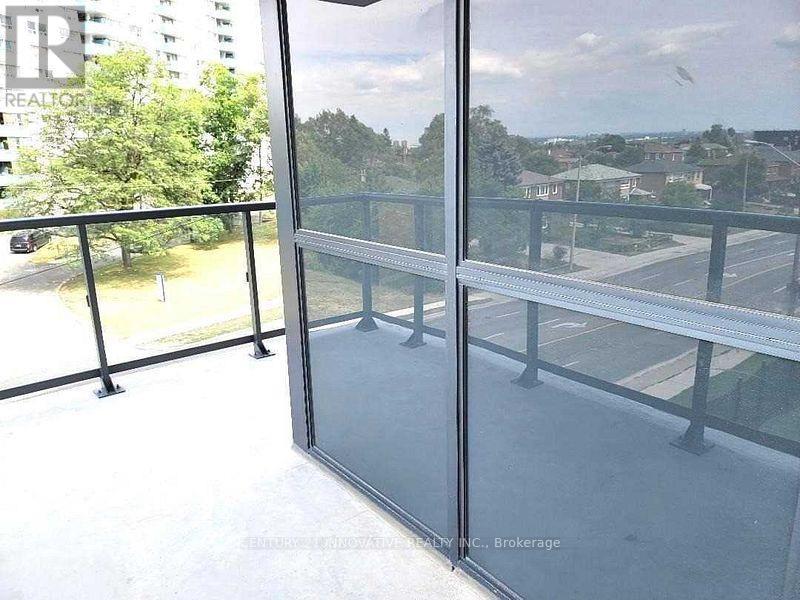 302 - 1461 Lawrence Avenue W, Toronto, Ontario  M6L 1A9 - Photo 8 - W12186813