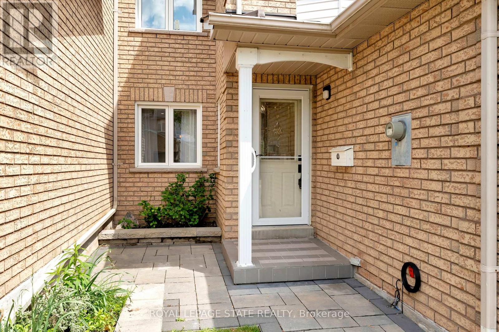 Property at 72 - 11 PIRIE DRIVE image 3