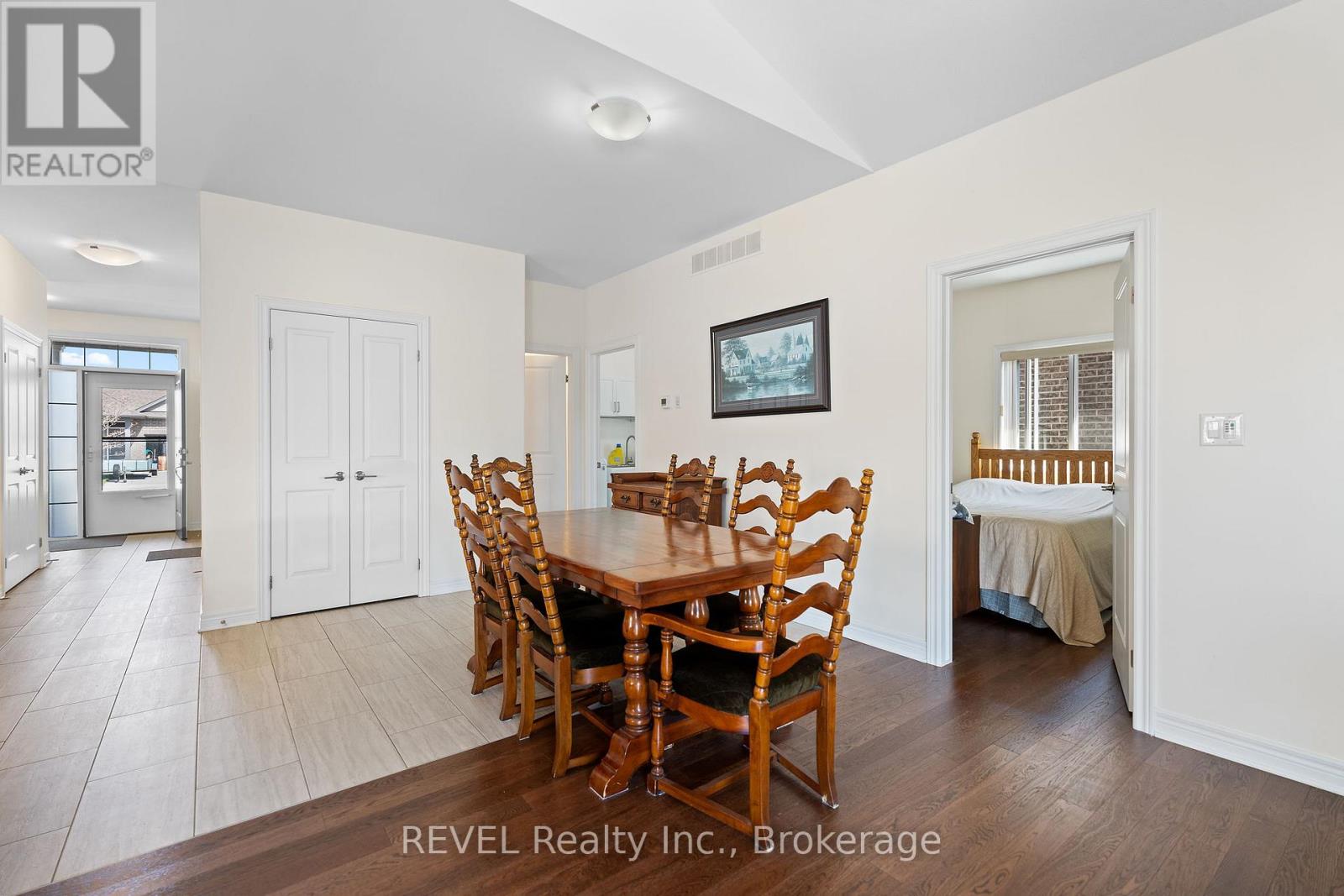 11 Berkshire Drive, St. Catharines, Ontario  L2M 0C2 - Photo 14 - X12186829
