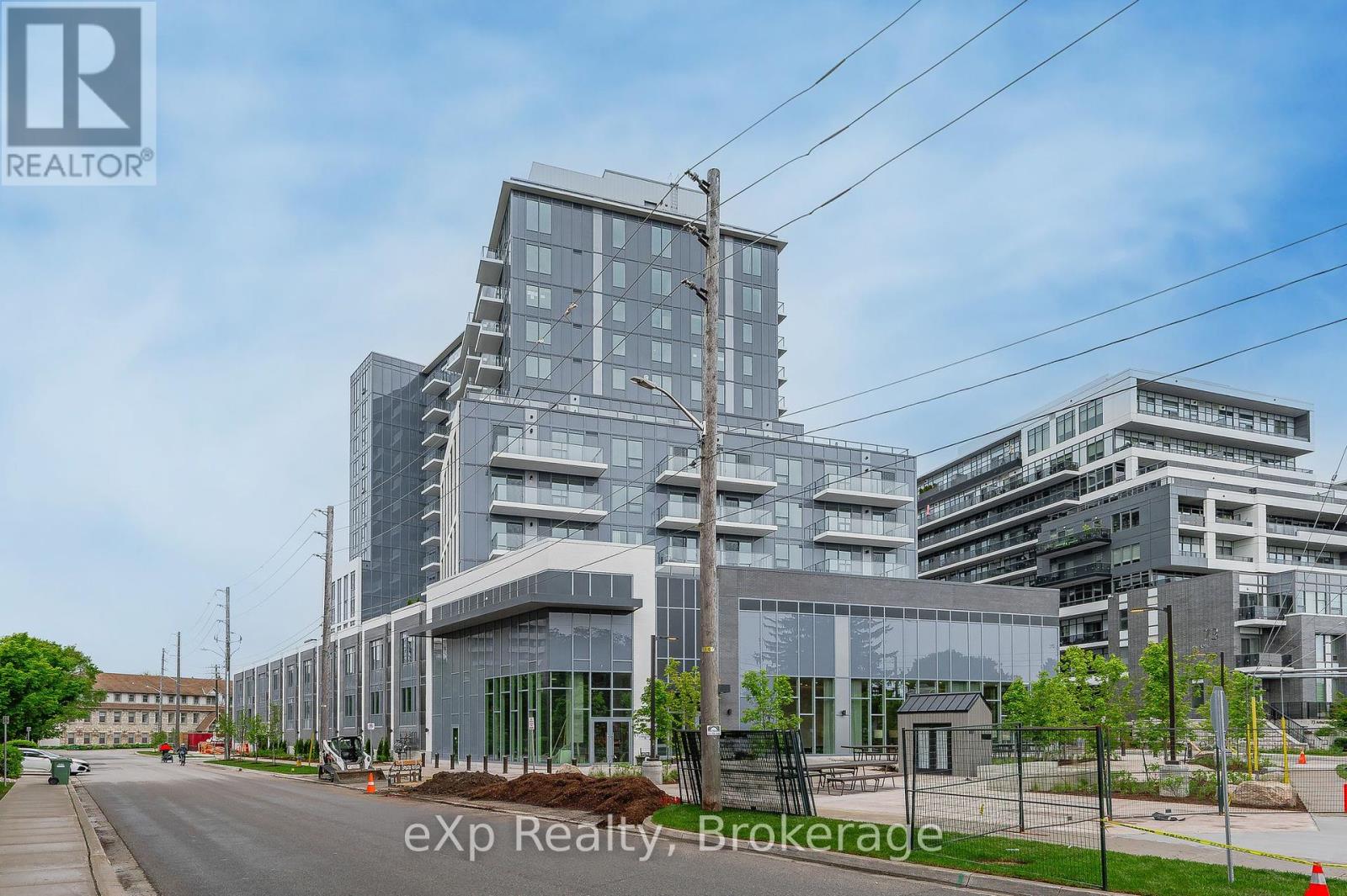 606 - 93 Arthur Street S, Guelph, Ontario N1E 0T3 - Photo 1 - X12186860