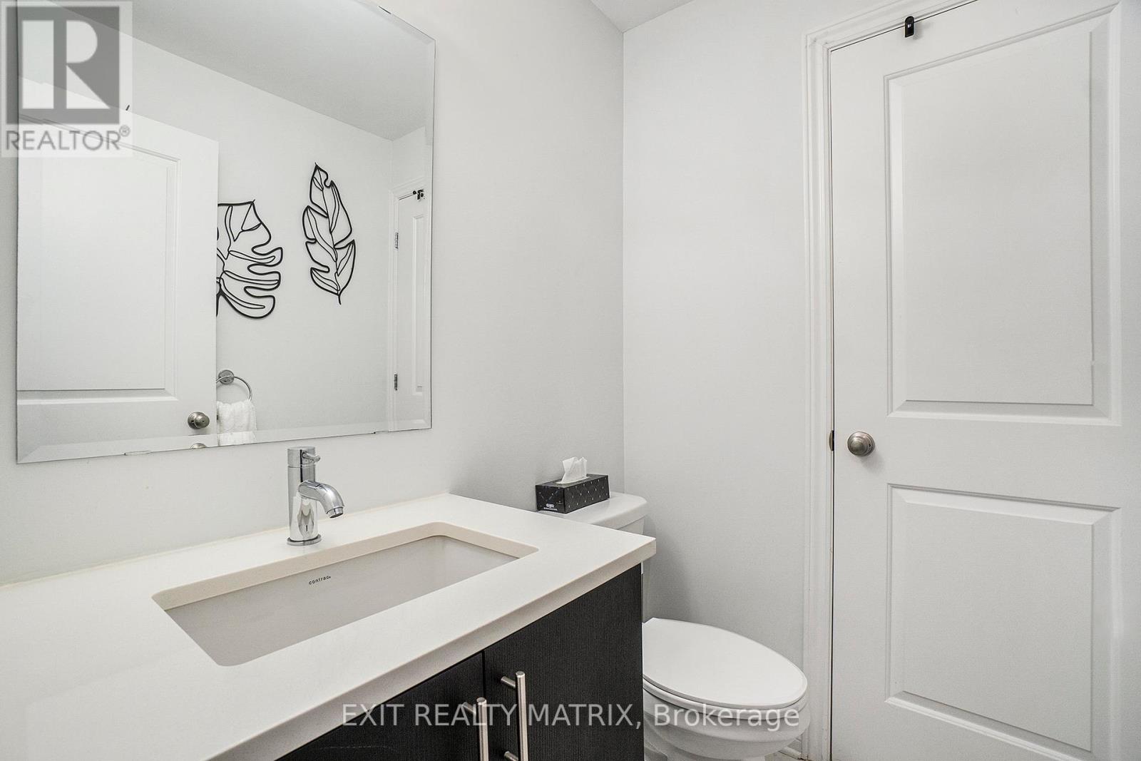 596 Compass Street, Ottawa, Ontario  K1W 0L7 - Photo 11 - X12186840
