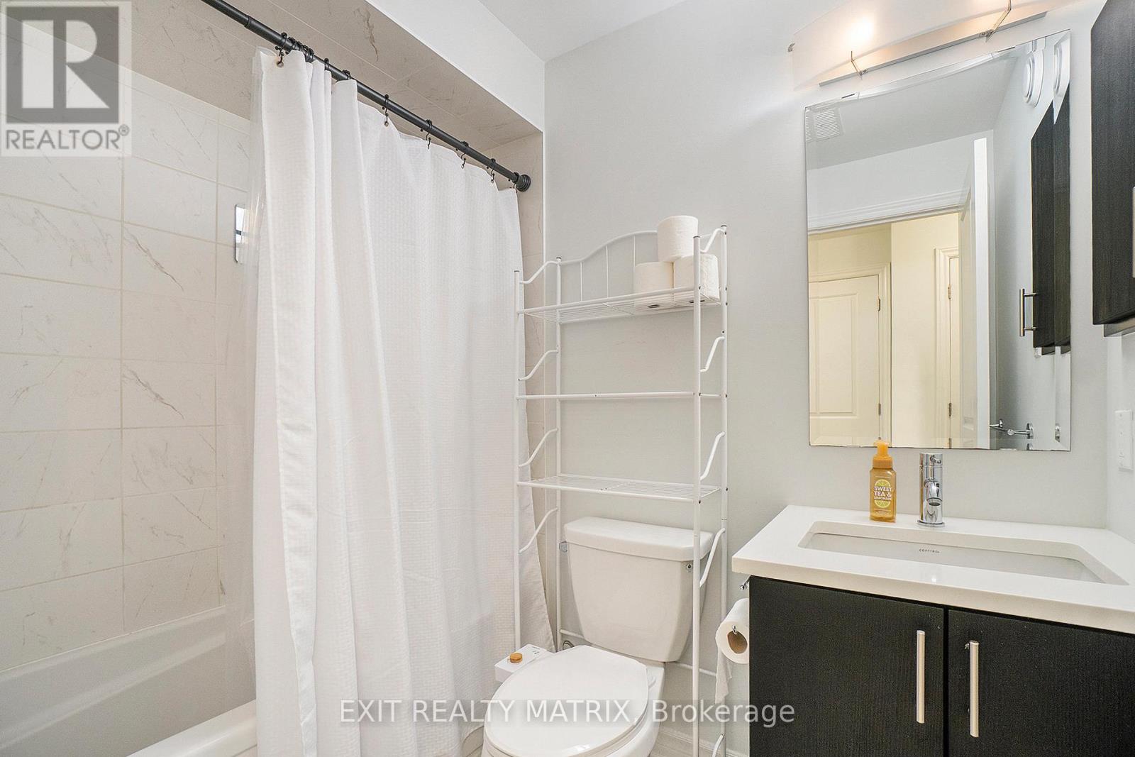 596 Compass Street, Ottawa, Ontario  K1W 0L7 - Photo 12 - X12186840