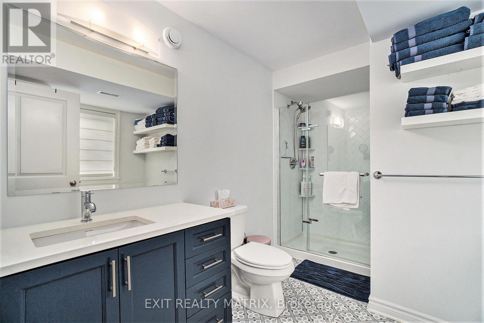 596 Compass Street, Ottawa, Ontario  K1W 0L7 - Photo 14 - X12186840