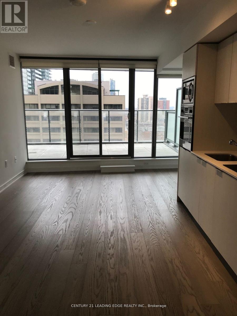 801 - 11 Wellesley Street W, Toronto, Ontario  M4Y 1E8 - Photo 3 - C12186833
