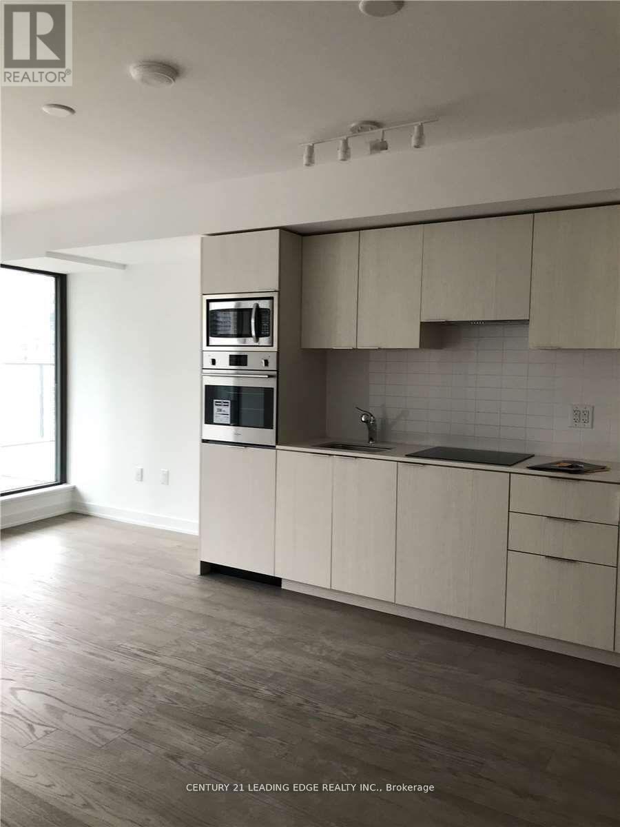 801 - 11 Wellesley Street W, Toronto, Ontario  M4Y 1E8 - Photo 8 - C12186833