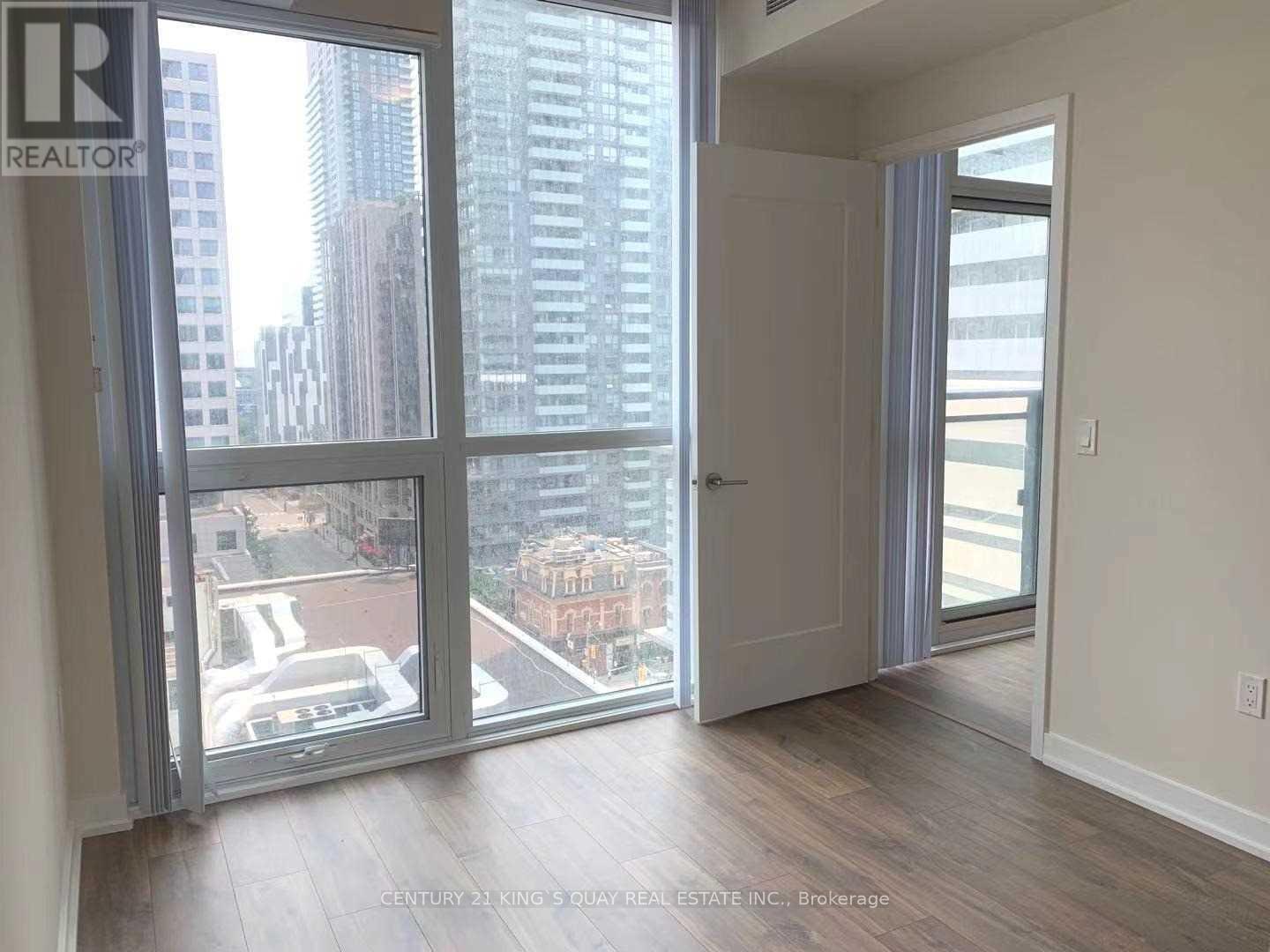 1002 - 99 John Street, Toronto, Ontario  M5V 0S6 - Photo 7 - C12186870