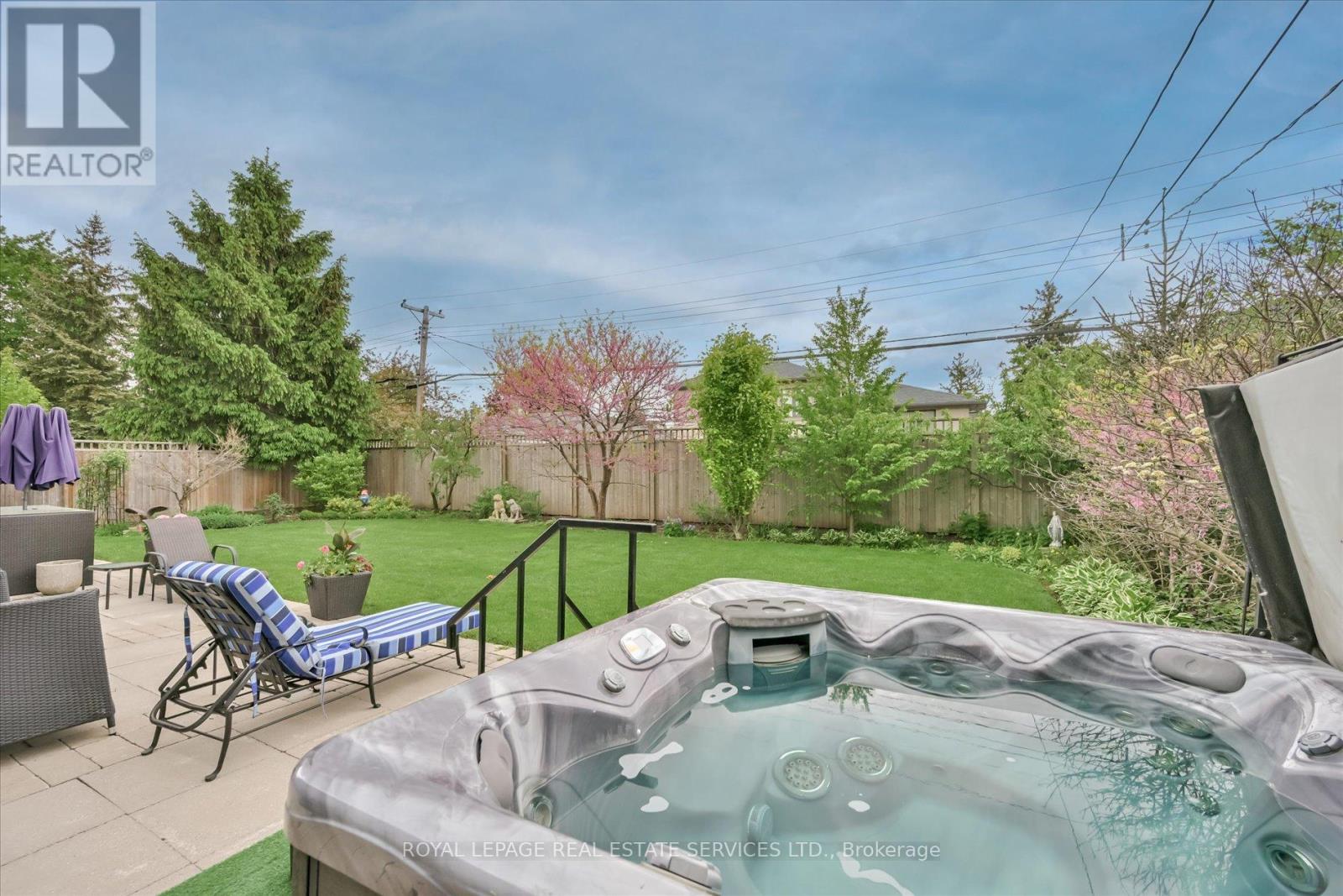 11 Ashwood Crescent, Toronto, Ontario  M9A 1Z2 - Photo 43 - W12173630