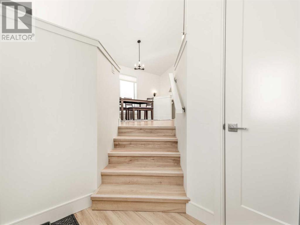 Property at 2506 46 Street S image 2