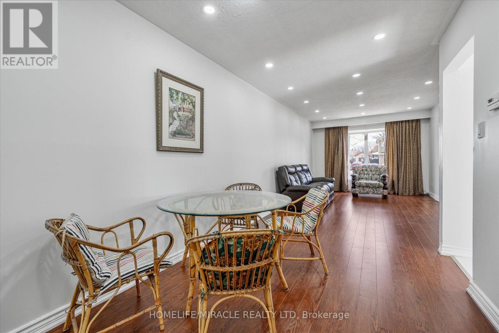 77 Juniper Crescent, Brampton, Ontario  L6S 1J9 - Photo 10 - W12186822