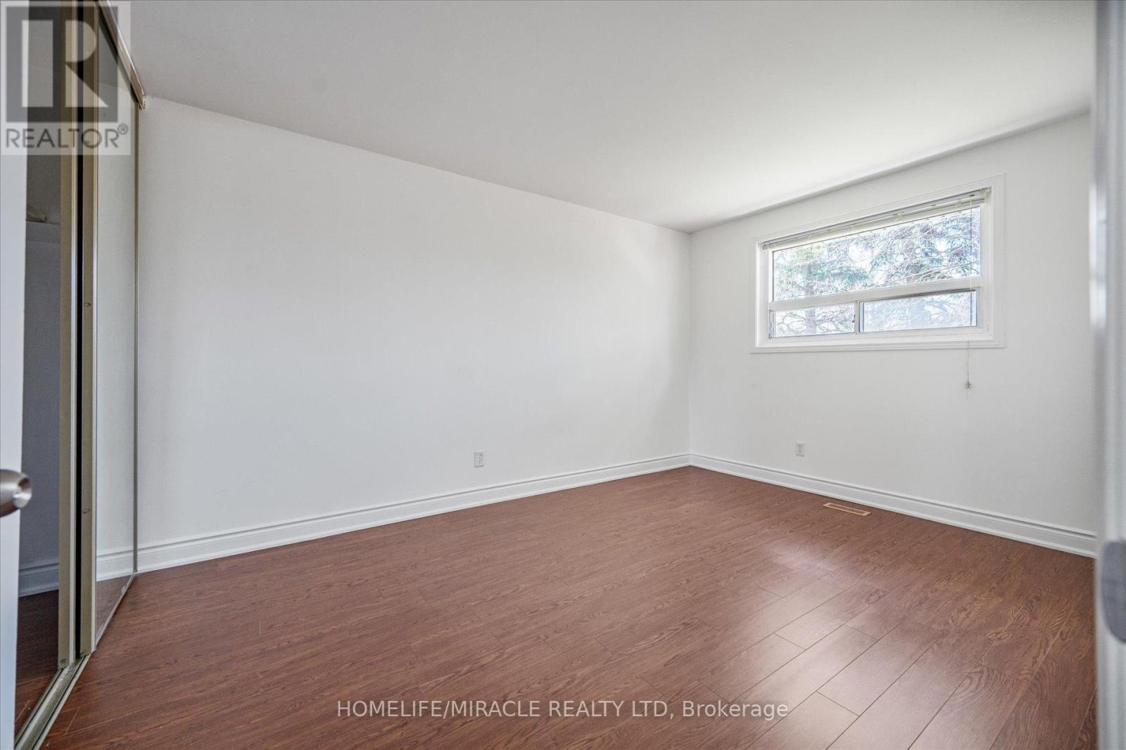 77 Juniper Crescent, Brampton, Ontario  L6S 1J9 - Photo 18 - W12186822