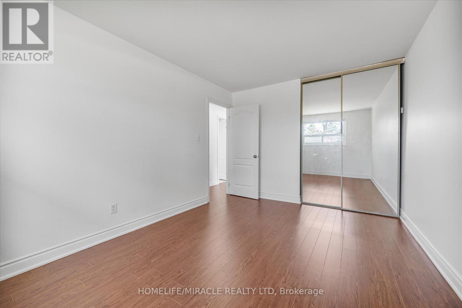 77 Juniper Crescent, Brampton, Ontario  L6S 1J9 - Photo 19 - W12186822