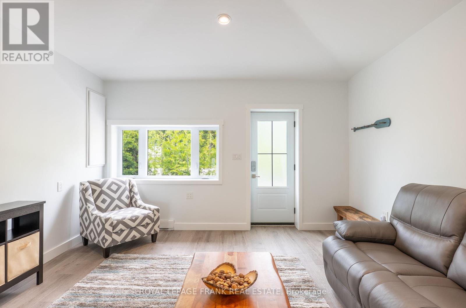 178 Front Street W, Kawartha Lakes (Bobcaygeon), Ontario  K0M 1A0 - Photo 49 - X12064129