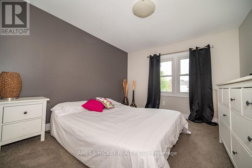 66 Glendale Avenue, Deep River, Ontario  K0J 1P0 - Photo 11 - X12186877