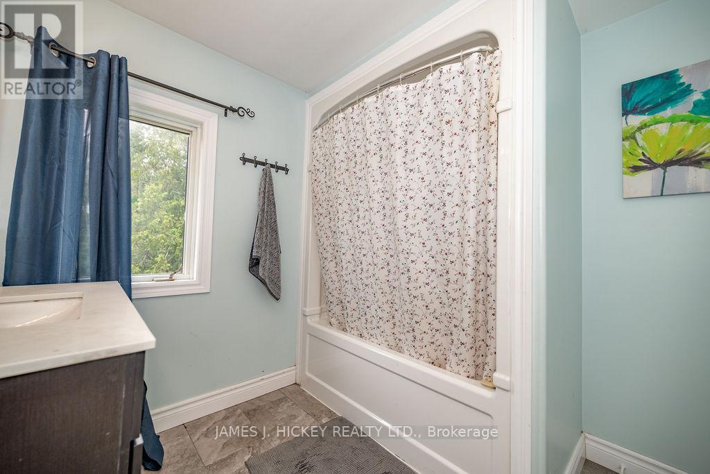 66 Glendale Avenue, Deep River, Ontario  K0J 1P0 - Photo 19 - X12186877