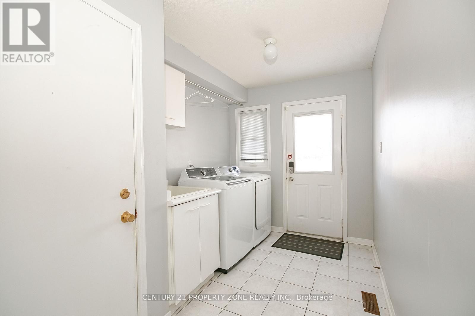 151 Mountainash Road, Brampton, Ontario  L6R 1J1 - Photo 37 - W12146880