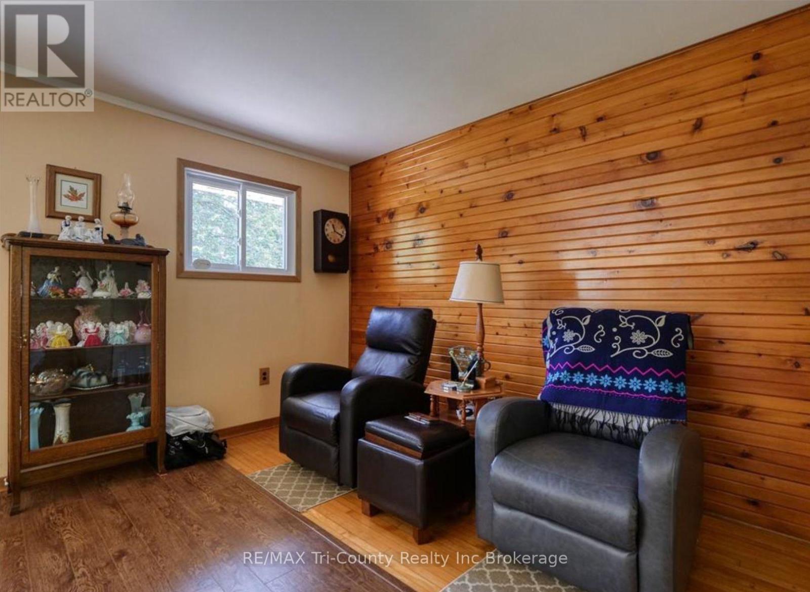 889 Norfolk County 28 Road, Norfolk, Ontario  N0E 1G0 - Photo 16 - X12186884