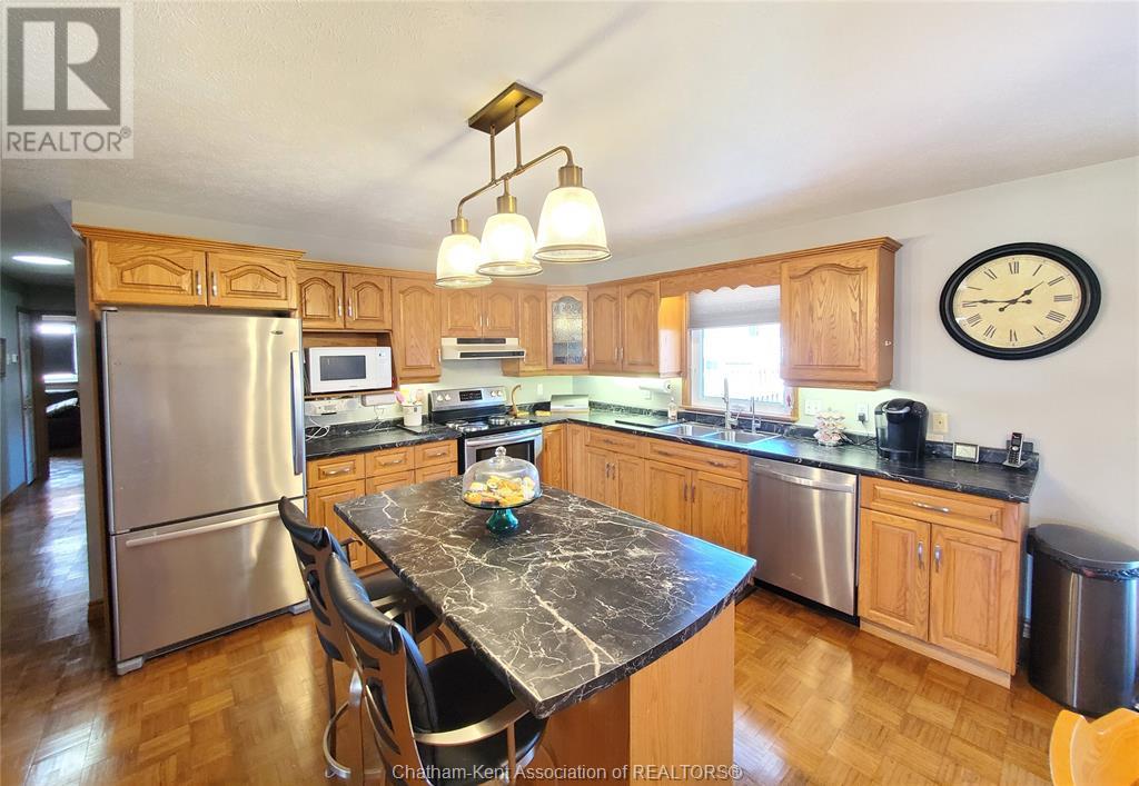 211 Garden Path, Chatham, Ontario  N7L 5M2 - Photo 8 - 25008984