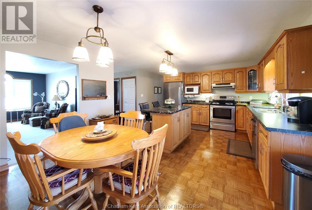211 Garden Path, Chatham, Ontario  N7L 5M2 - Photo 7 - 25008984