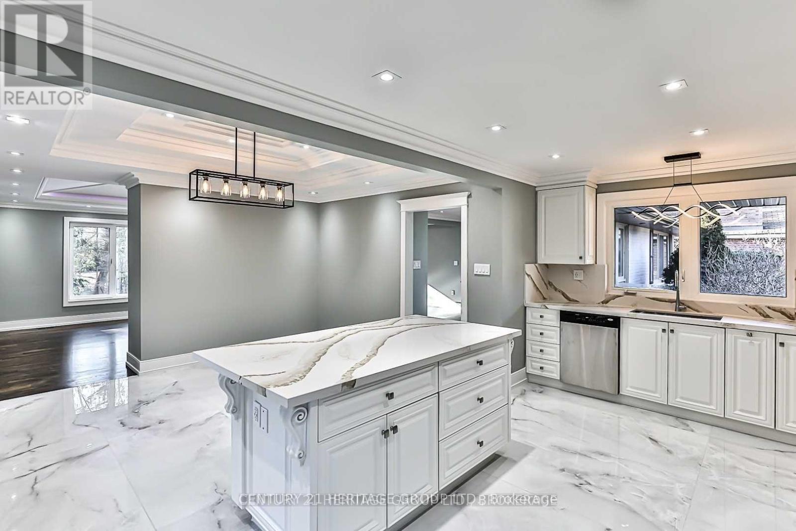 29 Hi Mount Drive, Toronto, Ontario  M2K 1X3 - Photo 15 - C12186885