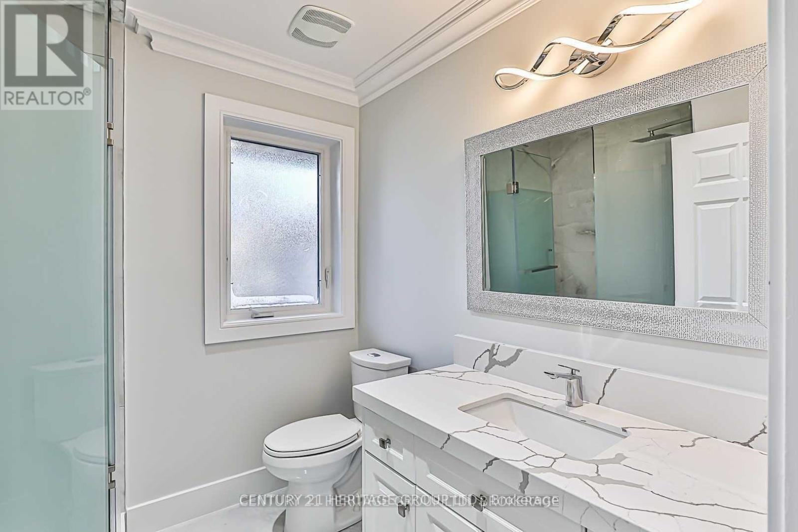 29 Hi Mount Drive, Toronto, Ontario  M2K 1X3 - Photo 19 - C12186885