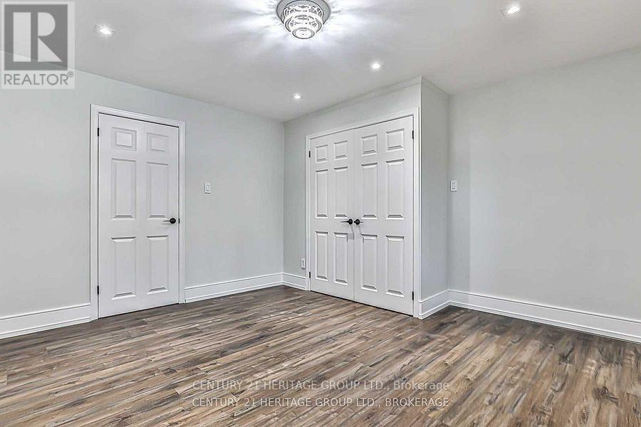 29 Hi Mount Drive, Toronto, Ontario  M2K 1X3 - Photo 2 - C12186885