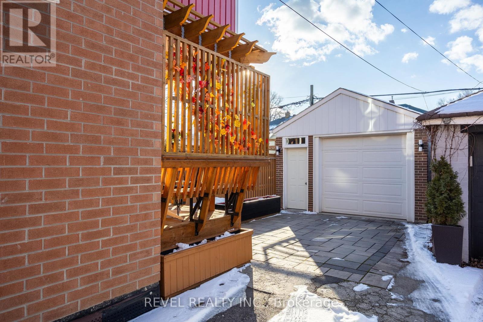 96 Highfield Road, Toronto (Greenwood-Coxwell), Ontario  M4L 2V1 - Photo 41 - E12186880