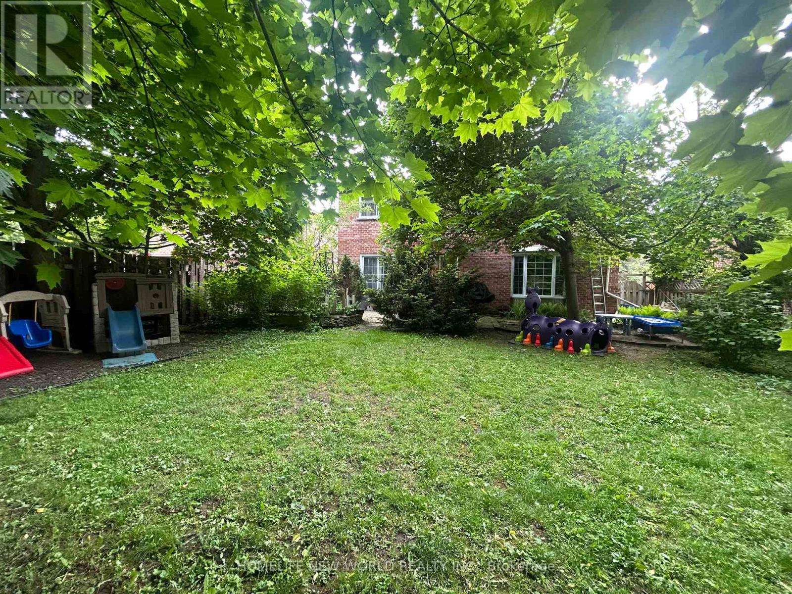 158 Murray Drive, Aurora, Ontario  L4G 2C5 - Photo 8 - N12186890