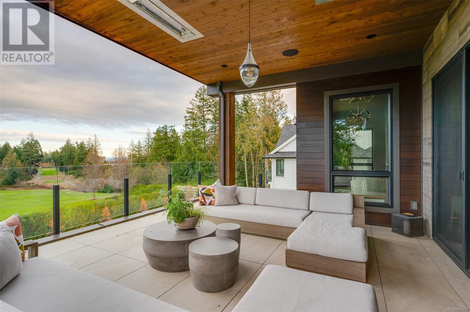 Property at 2022 Pebble Dr image 3
