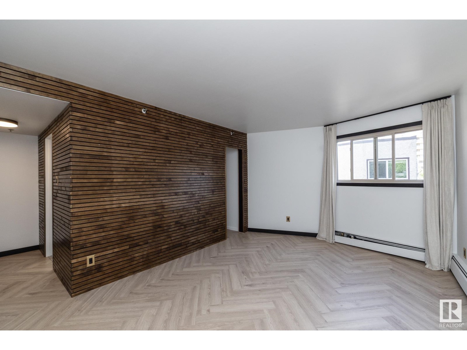 #407 10171 119 St Nw, Edmonton, Alberta  T5K 1Z1 - Photo 29 - E4439713