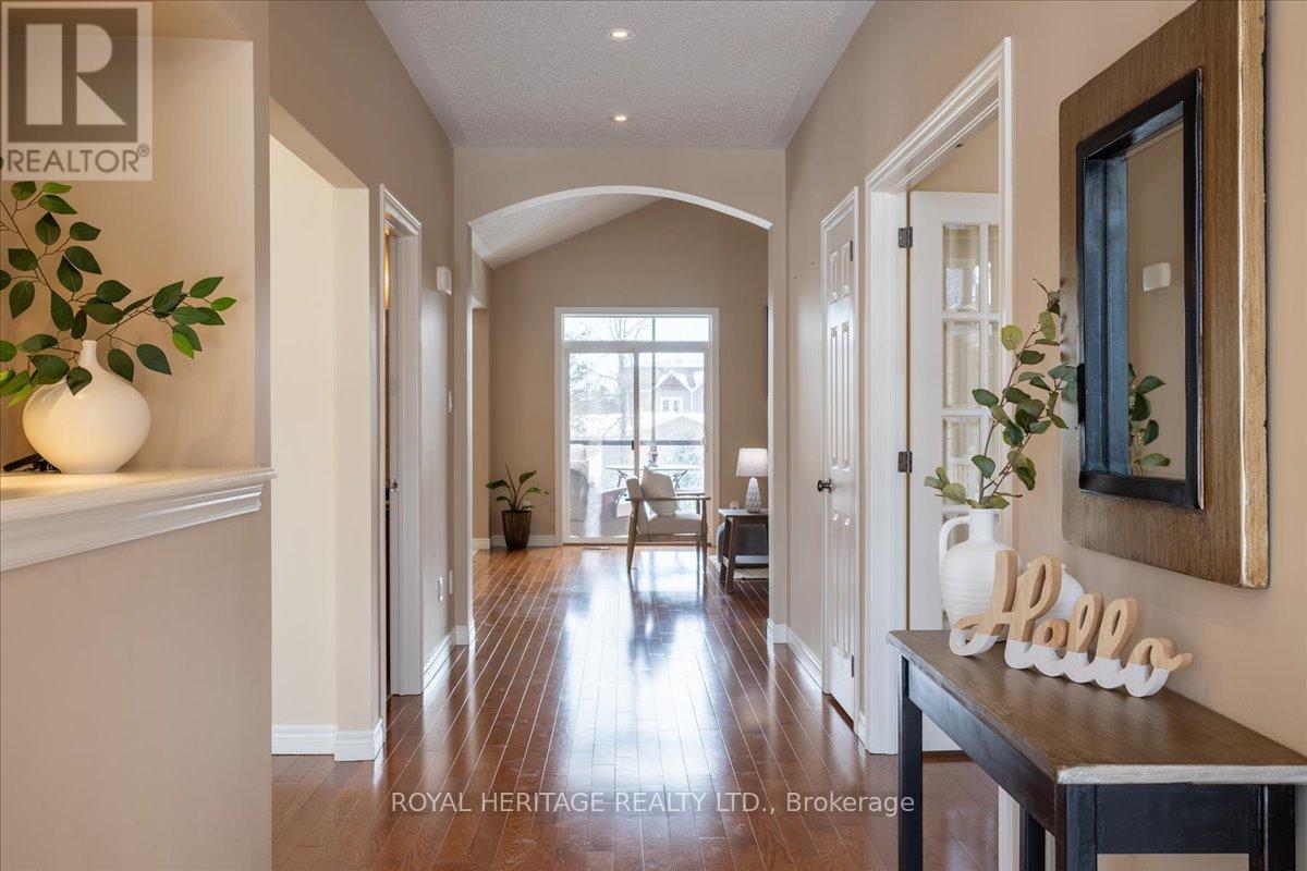 51 South Harbour Drive, Kawartha Lakes, Ontario  K0M 1A0 - Photo 5 - X12186913