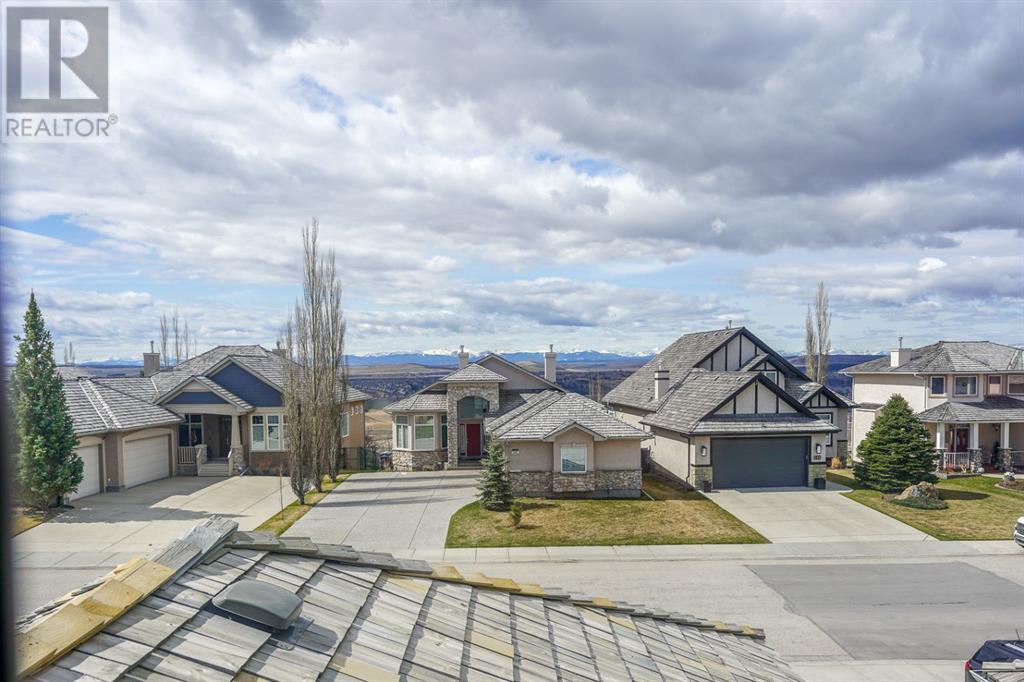 225 Gleneagles View, Cochrane, Alberta  T4C 2G5 - Photo 29 - A2218643
