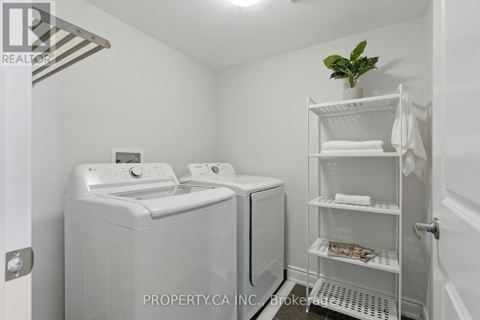 1022a Islington Avenue, Toronto, Ontario  M8Z 0E5 - Photo 12 - W12175787