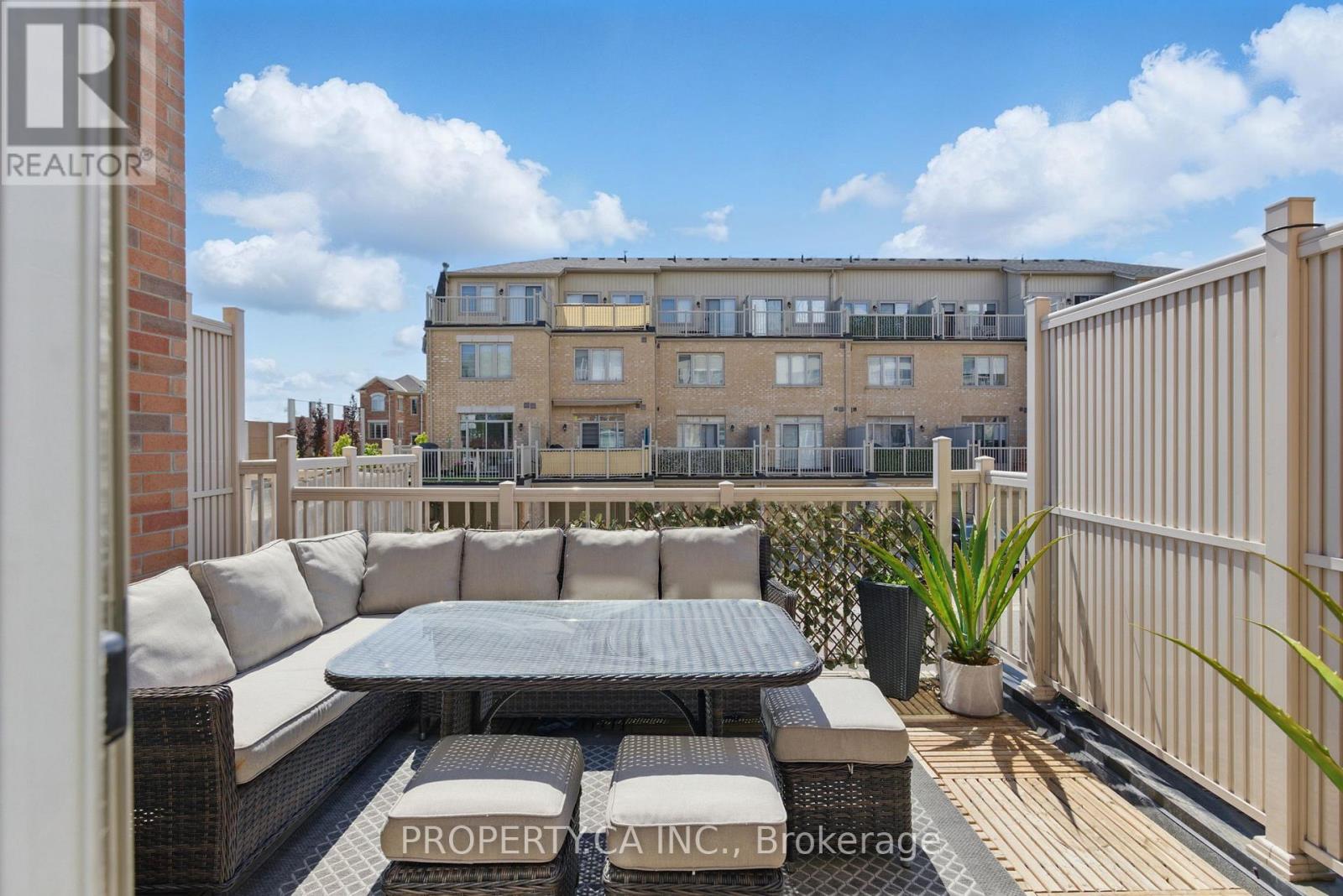1022a Islington Avenue, Toronto, Ontario  M8Z 0E5 - Photo 6 - W12175787