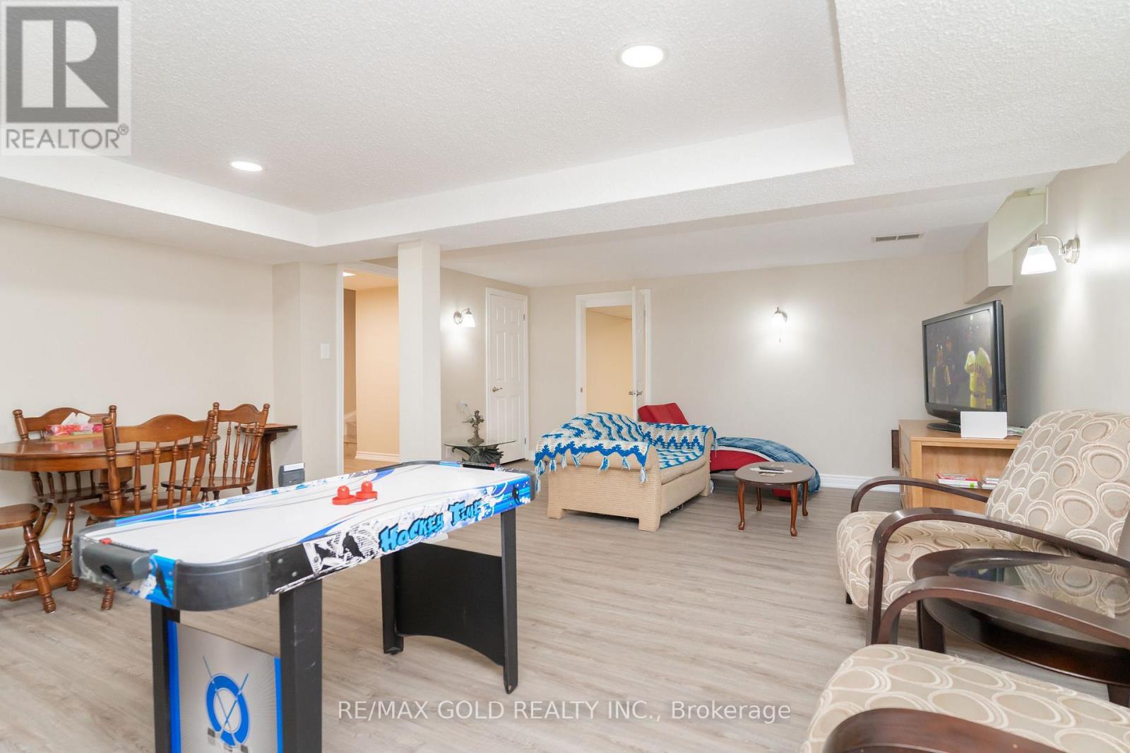 7 Wadsworth Circle, Brampton, Ontario  L6Z 1W6 - Photo 38 - W12186699