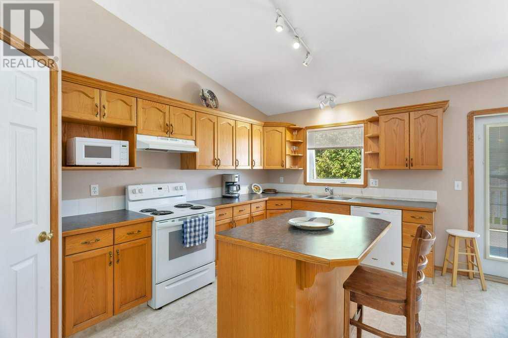 125 Lamont Close, Red Deer, Alberta  T4R 2R6 - Photo 14 - A2224946