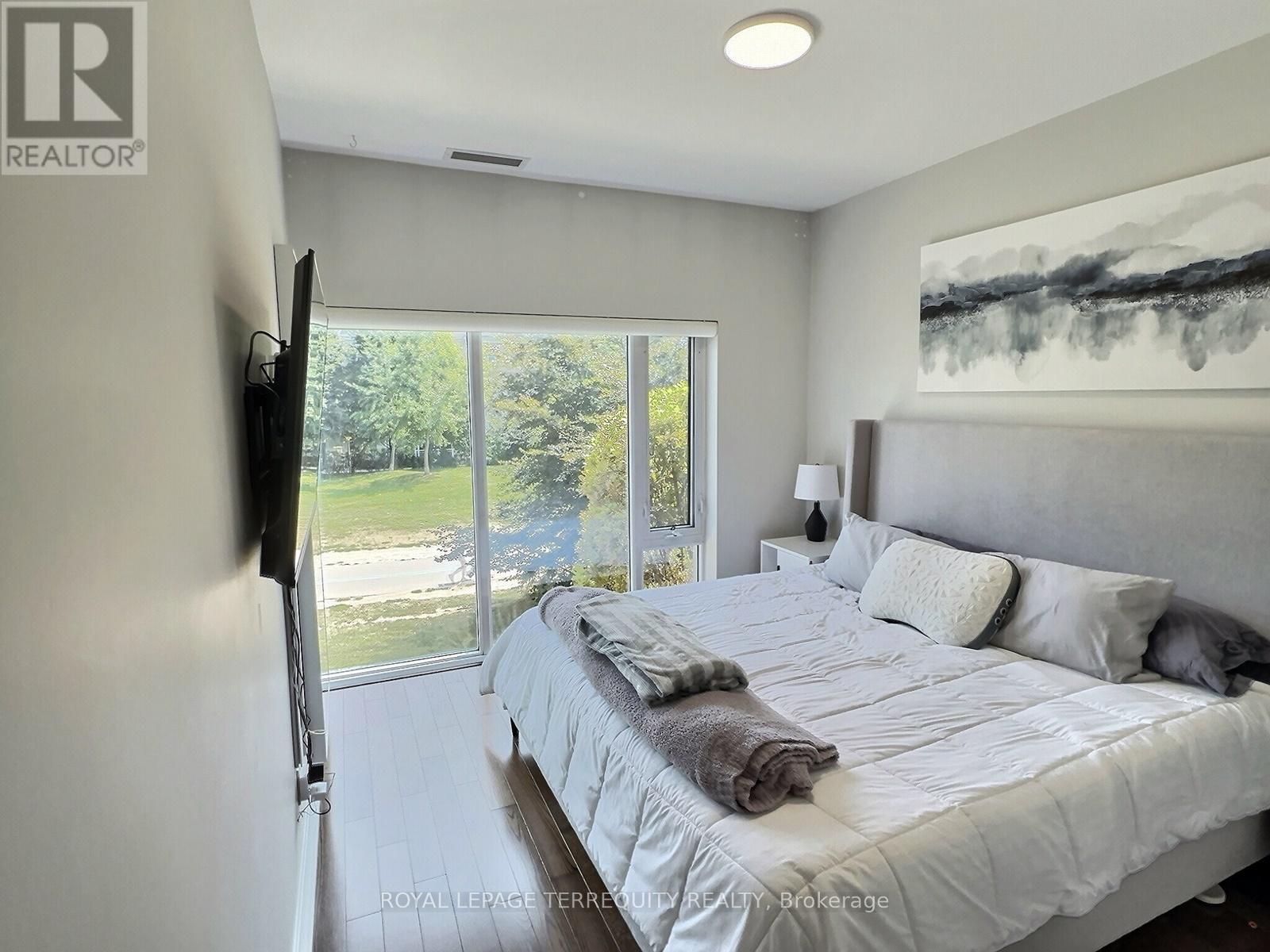 Th117 - 90 Stadium Road, Toronto (Niagara), Ontario  M5V 3W5 - Photo 11 - C12186897
