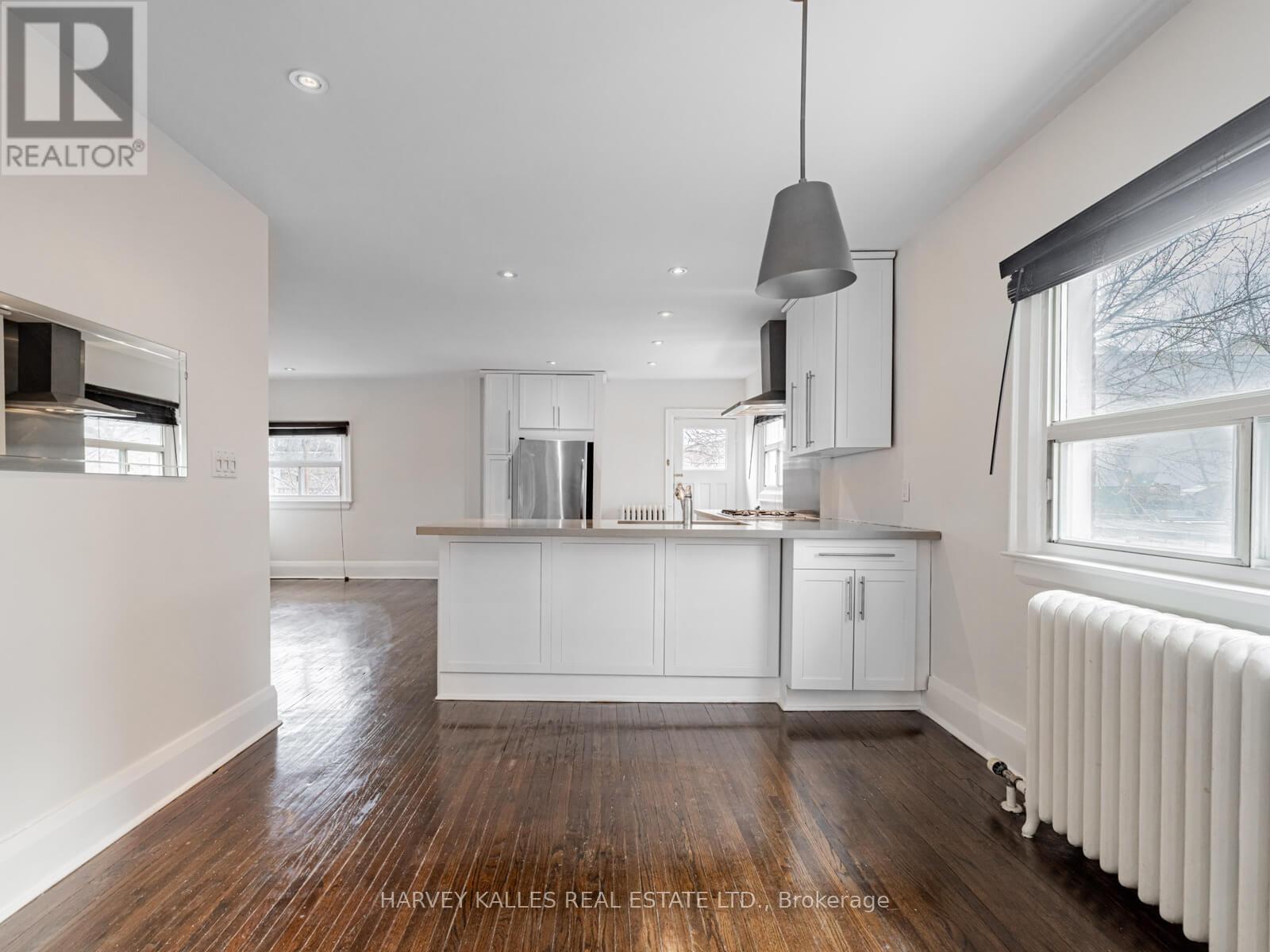 Upper Unit - 29 Snowdon Avenue, Toronto (Lawrence Park North), Ontario  M4N 2A7 - Photo 11 - C12186905