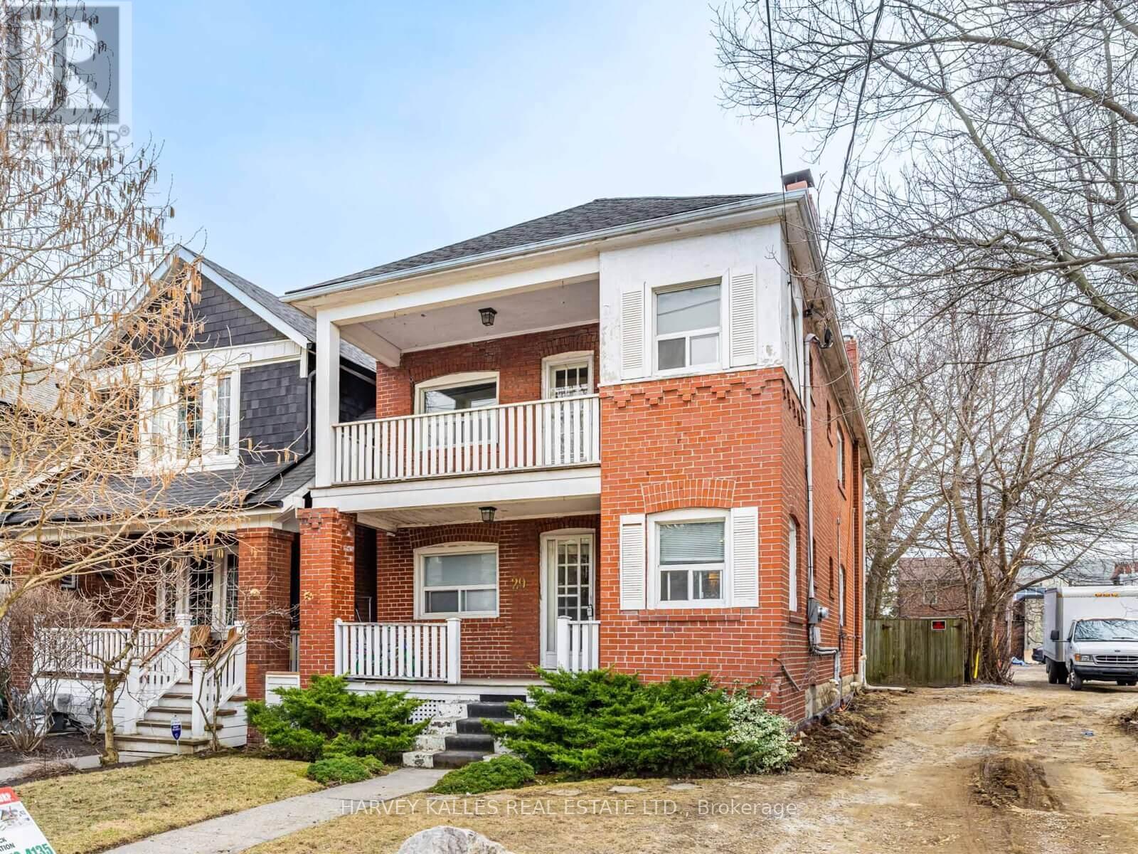 Upper Unit - 29 Snowdon Avenue, Toronto (Lawrence Park North), Ontario  M4N 2A7 - Photo 2 - C12186905
