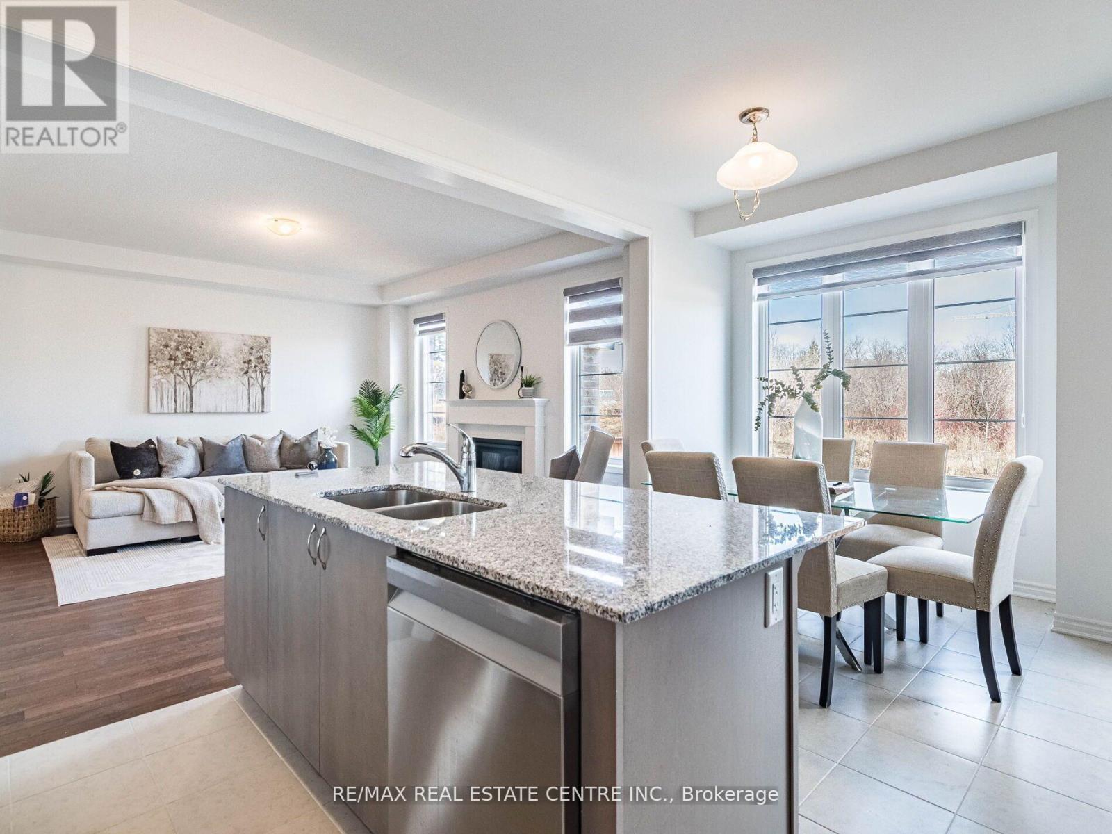 1577 Scarlett Trail, Pickering, Ontario  L0H 1J0 - Photo 11 - E12186900